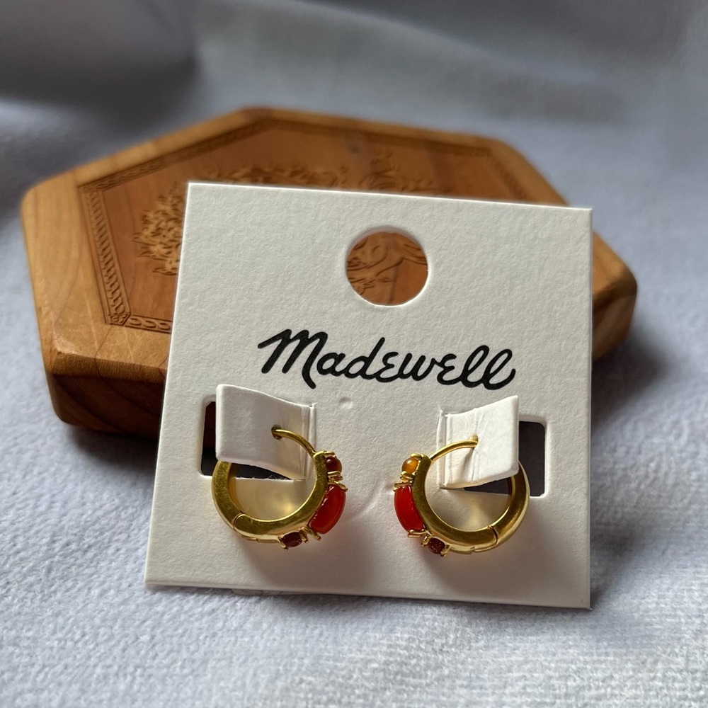 NWT Madewell Red Stone Inlaid Small Huggie Vintage Gold Hoop Earrings